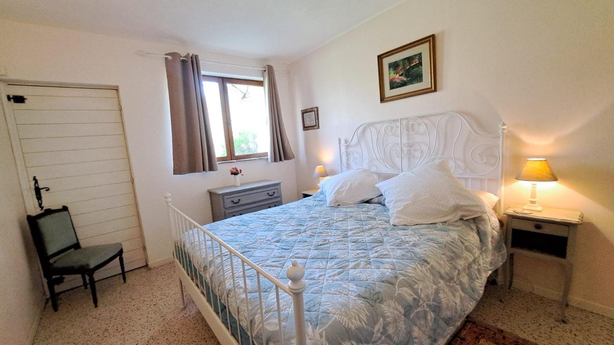 Chateau Du Fraissinet, 6 Gites Sleeping 2-8 Guests, Pool And River On Site La Tronche  Exterior foto